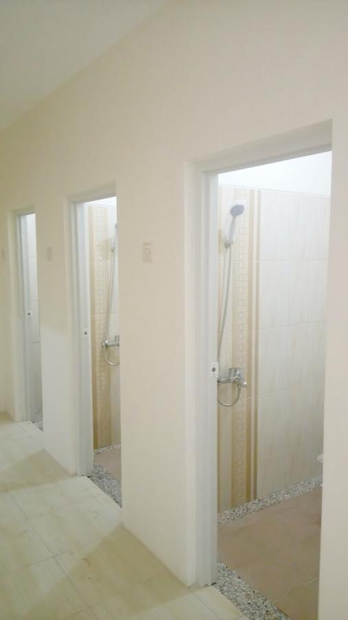 Shakila Guest House Malang Zewnętrze zdjęcie